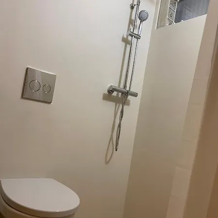 Iq Wood Eko Studio Apartment Ljubljana